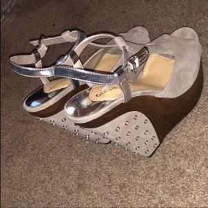 😩—My LOSS your GAIN—Reposhed- Gianni Bini sandals